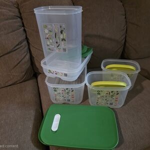Tupperware FridgeSmart containers (never used)